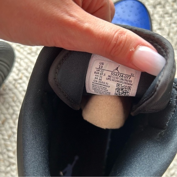 [13] Nike Air Jordan 1 Mid Hyper Royal Tumbled Leather Men’s Black & Blue - Picture 10 of 10